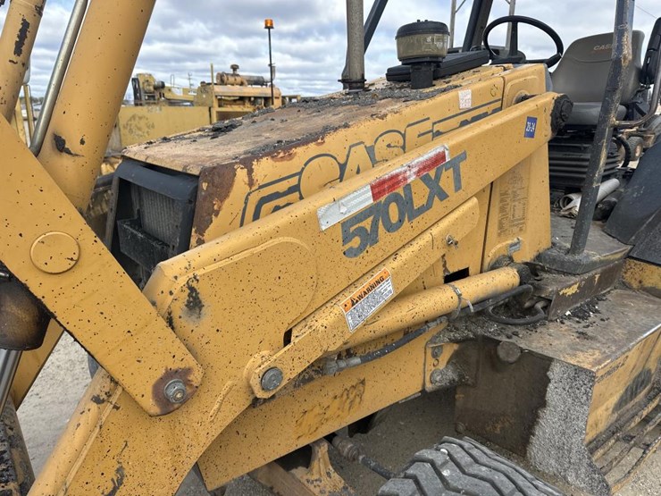 case-570l-xt-image-14