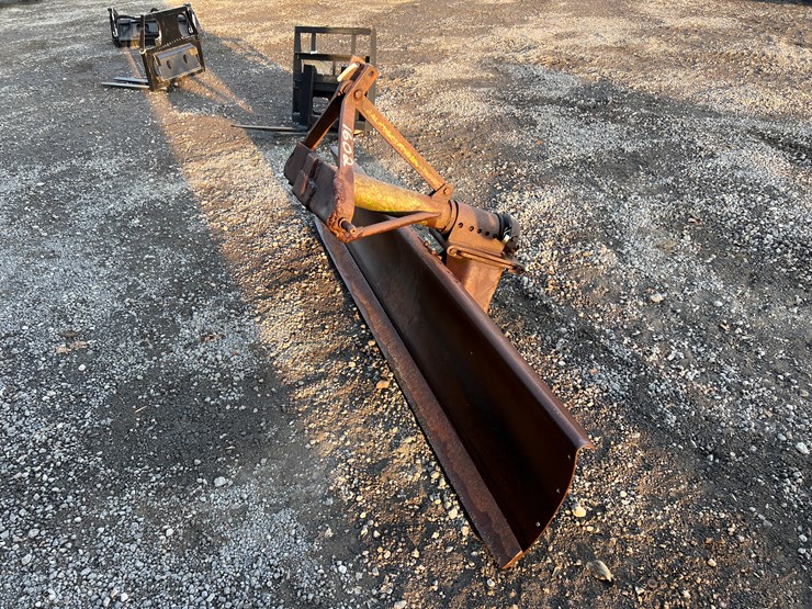 john-deere-8-image-1