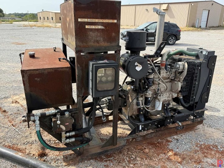 john-deere-4045hf285-image-3