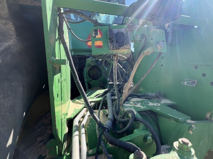 2009-john-deere-9530-image-18
