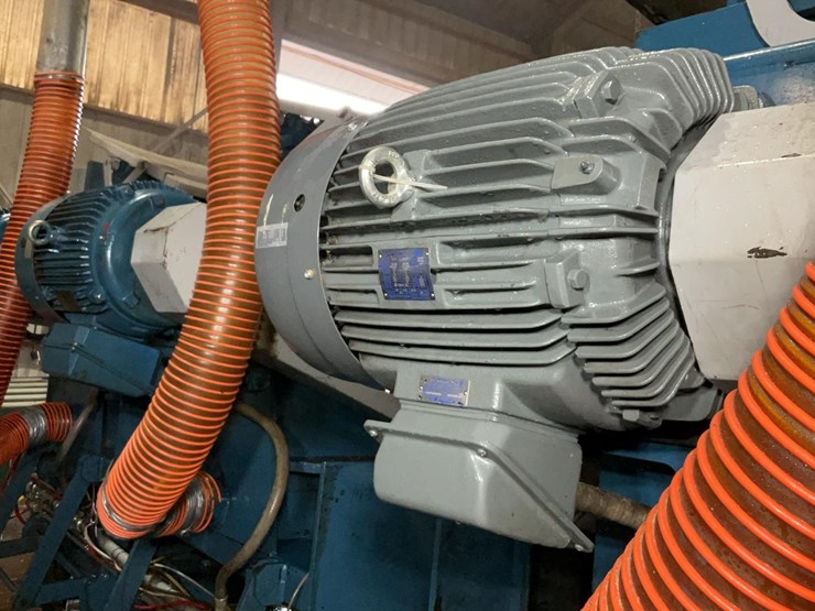 #170-•-2010-brewer-3-head-resaw-image-42