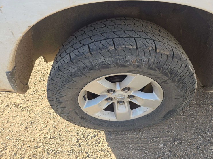 2015-ram-1500-tradesman-image-8