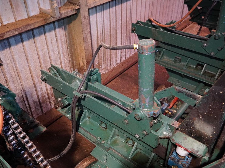 #115-•-cleereman-carriage-image-22