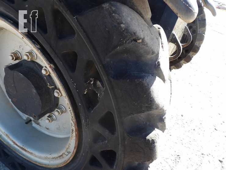 caterpillar-tl642-image-10