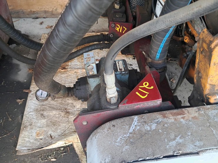 #217-•-hydraulic-pumps-image-2