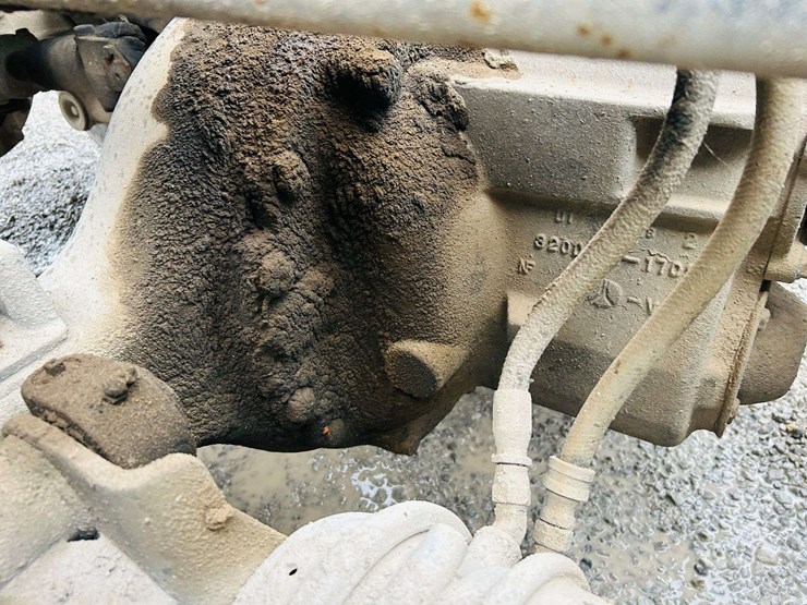 1999-freightliner-tri-axle-dump-truck-image-107