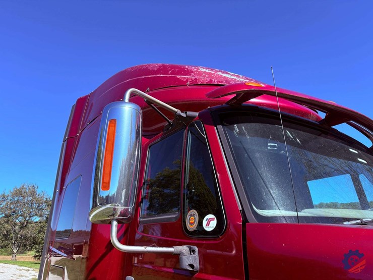 2017-international-prostar-image-40