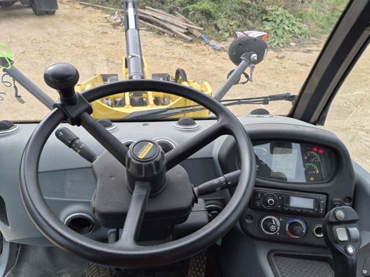 new-holland-w80c-image-21