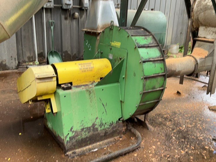 #202-•-frontline-dust-blower-image-4