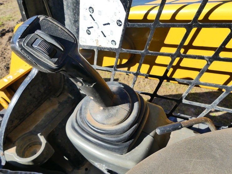 2019-caterpillar-259d-image-14