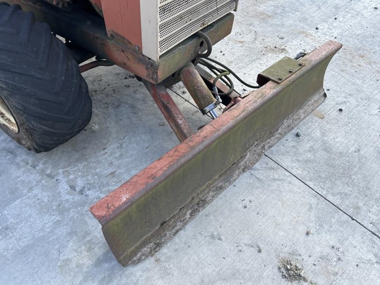 ditch-witch-2300-image-9