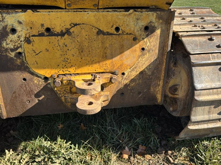 2008-deere-750j-xlt-image-49