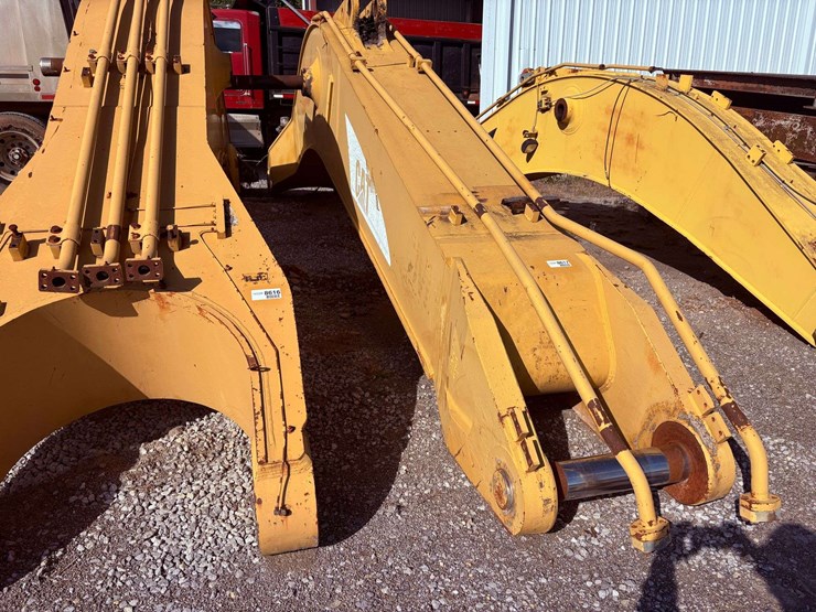 caterpillar-375-image-5