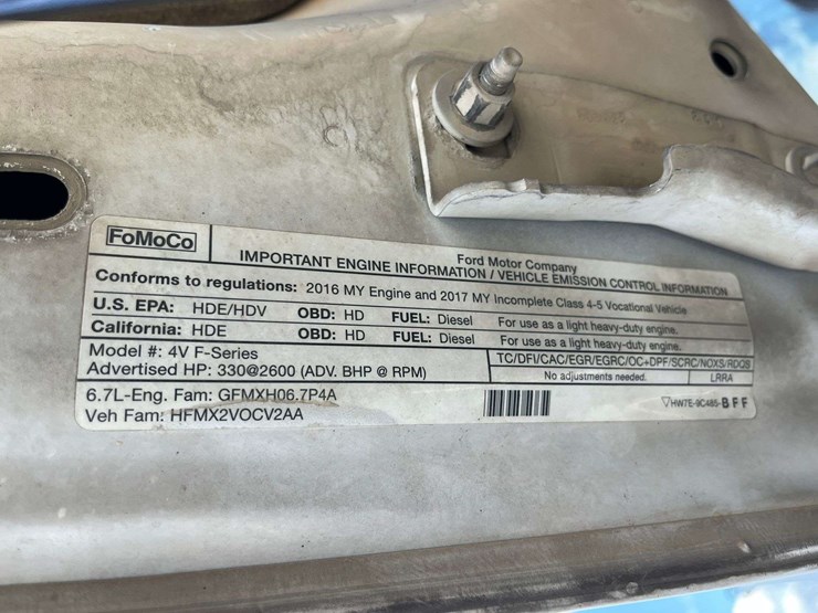 2017-ford-f550-xl-image-56