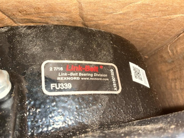 #752-•-bushings,-sprockets-and-miscellaneous-parts-image-41