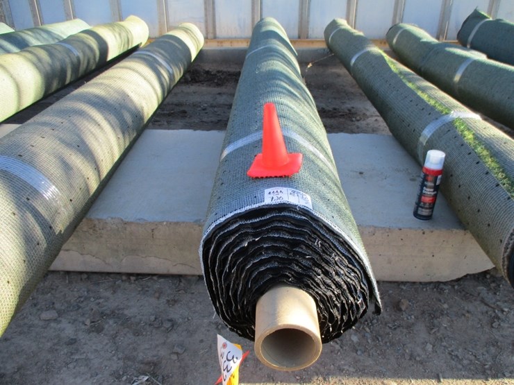 unused-roll-of-artificial-turf-image-1