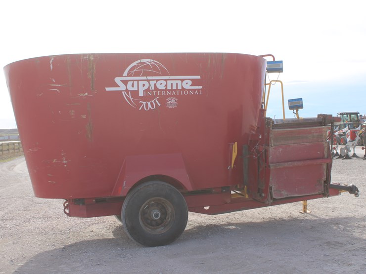 supreme-intl-700t-image-6