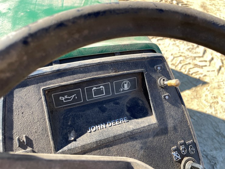 john-deere-185-image-22