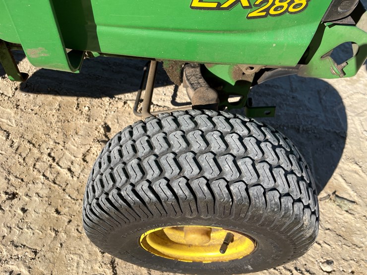 john-deere-lx288-image-42