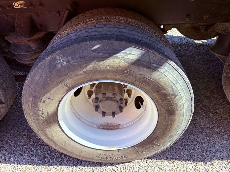 2007-kenworth-t800-image-11