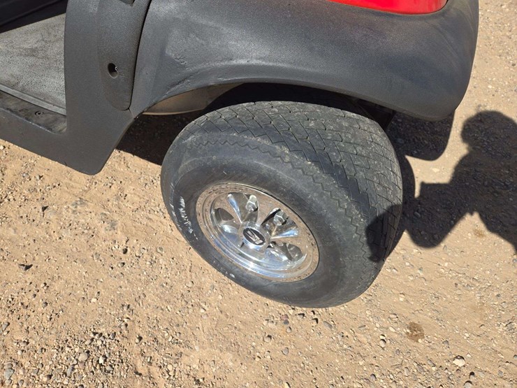 2012-club-car-golf-cart-image-7