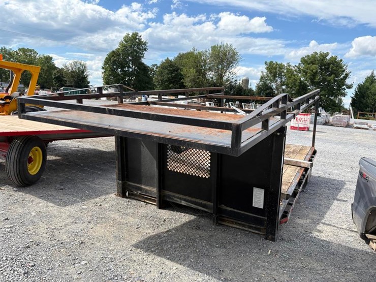 flat-bed-stake-body-image-2