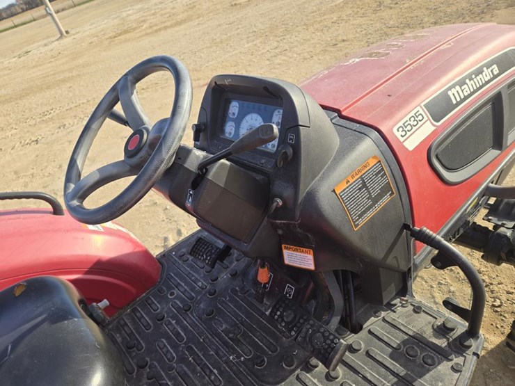 mahindra-3535-image-22