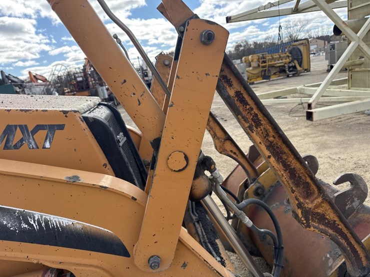 2008-case-570l-xt-image-23