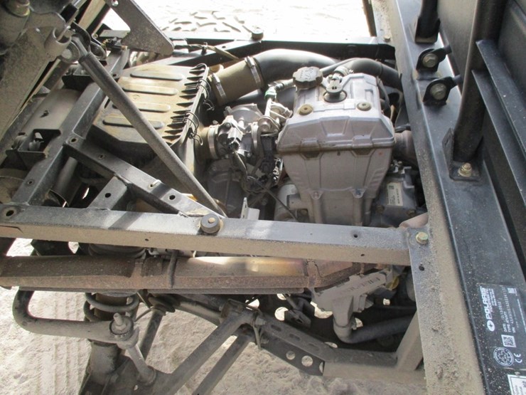 2014-polaris-ranger-crew-image-5