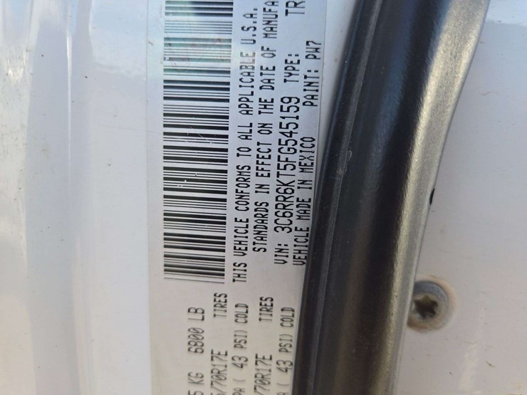 2015-ram-1500-tradesman-image-18