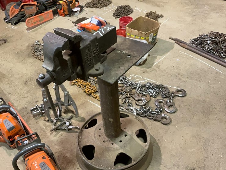 #772-•-vice-on-stand-image-2