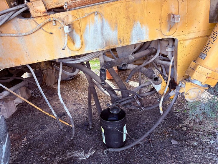 1994-caterpillar-773b-image-11