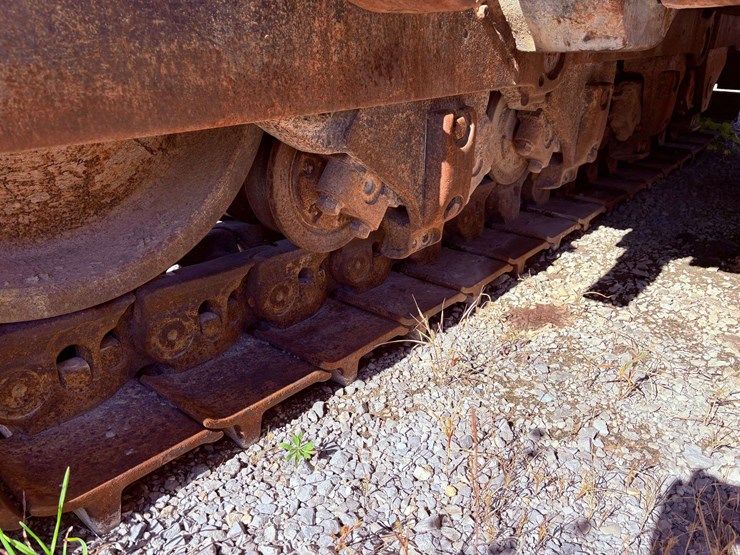 1984-caterpillar-d9l-image-17