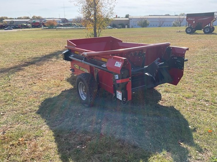 #58-•-2022-h-&-s-2213-manure-spreader-image-3