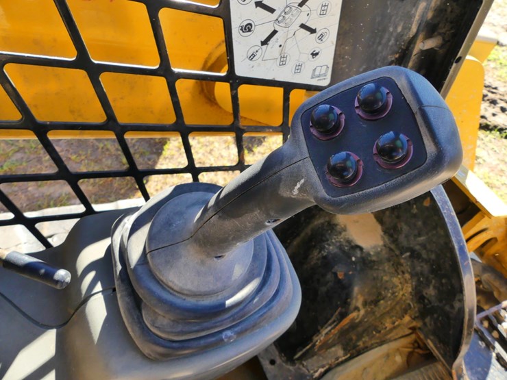 caterpillar-259d-image-15