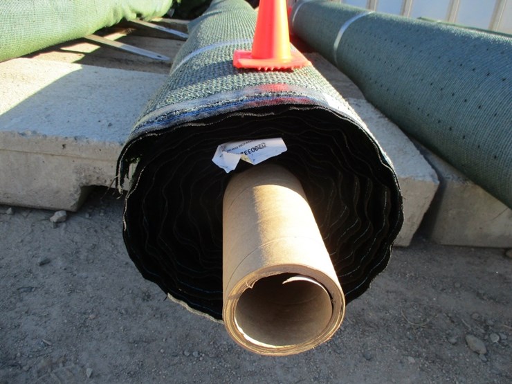unused-roll-of-artificial-turf-image-3