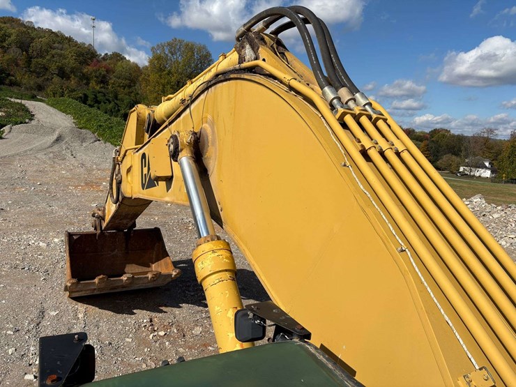 1999-caterpillar-375l-image-64