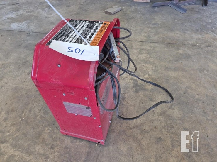 lincoln-ac/dc-arc-welder-image-4