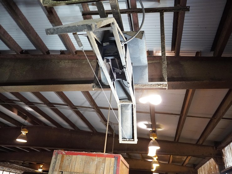 #116-•-cleereman-track-and-frame-image-21