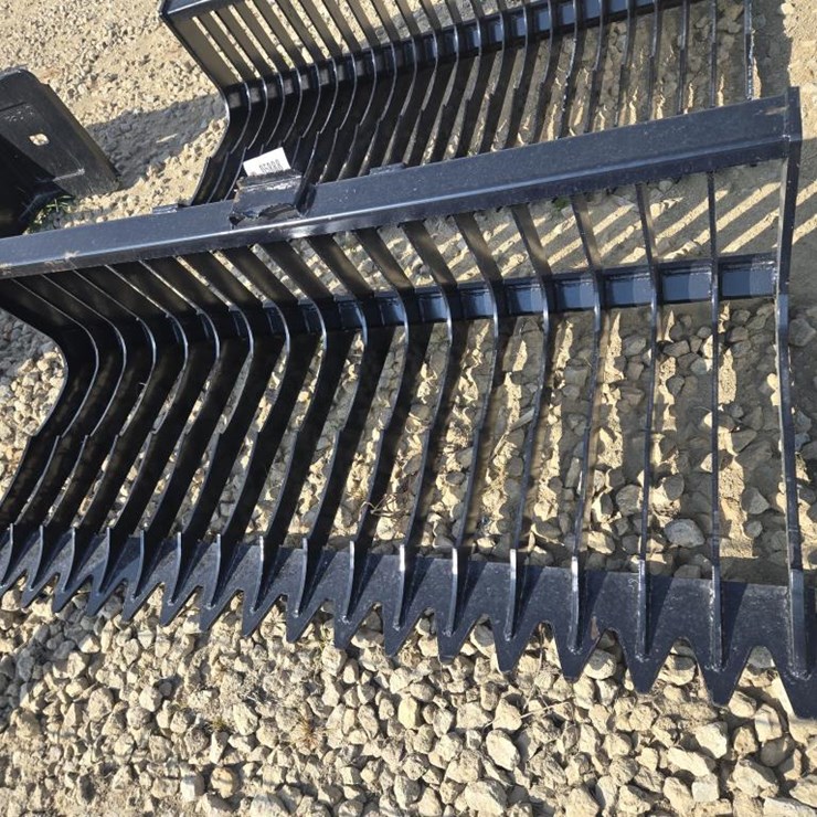 #5888 • NEW 76" SKID STEER SKELETON BUCKET LOW SIDE