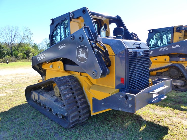 2023-deere-333g-image-3