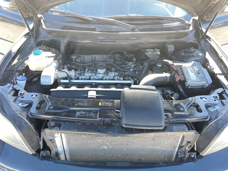 2010-volvo-xc90-image-110