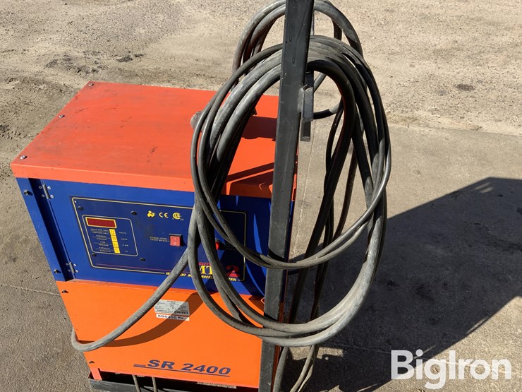 eagletronic-sr2400-mtl-forklift-battery-charger-image-9
