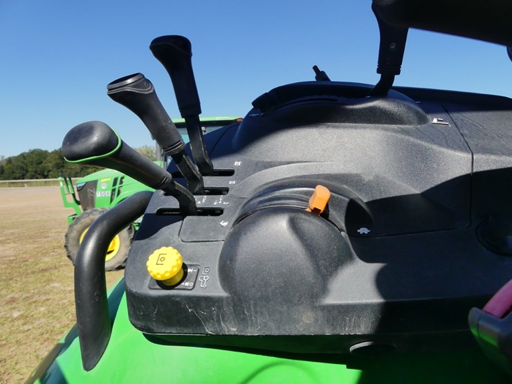 john-deere-5105m-image-14