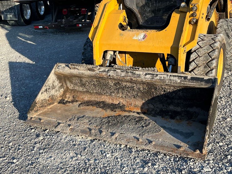 2022-caterpillar-262d3-image-15