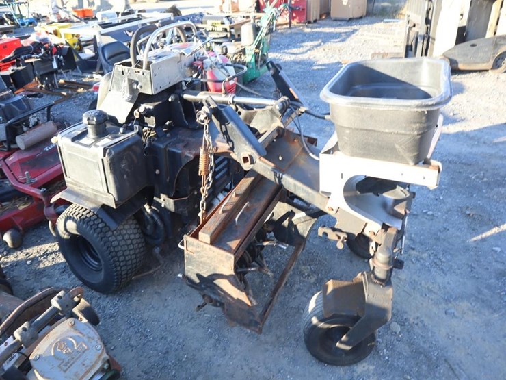 z-spray-stand-on-aerator-image-2