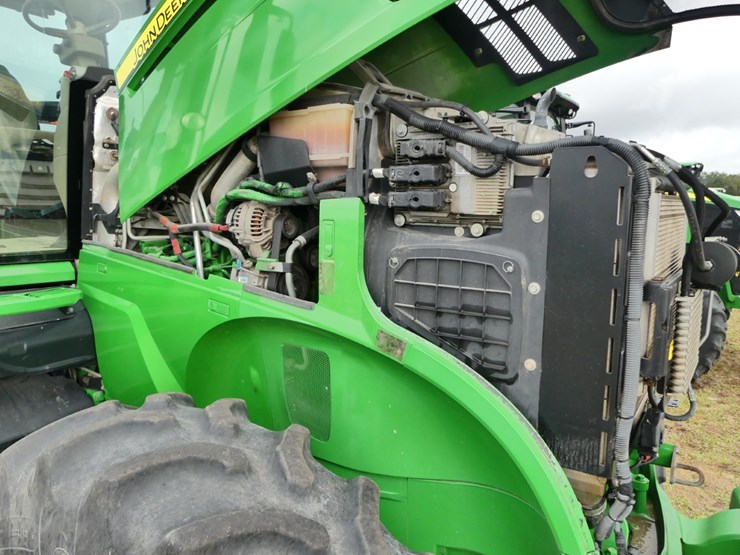 2018-john-deere-7230r-image-11