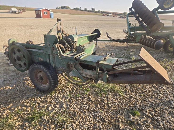 john-deere-14-image-4