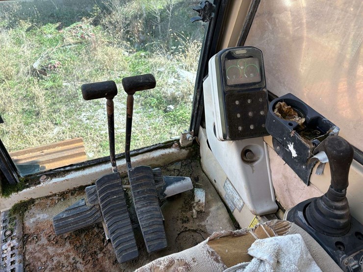 1995-caterpillar-375l-image-60