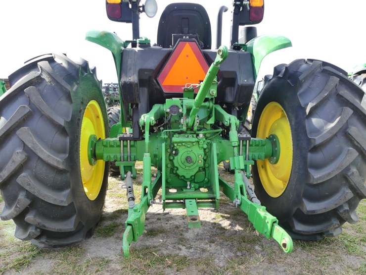 2021-john-deere-5075e-image-5